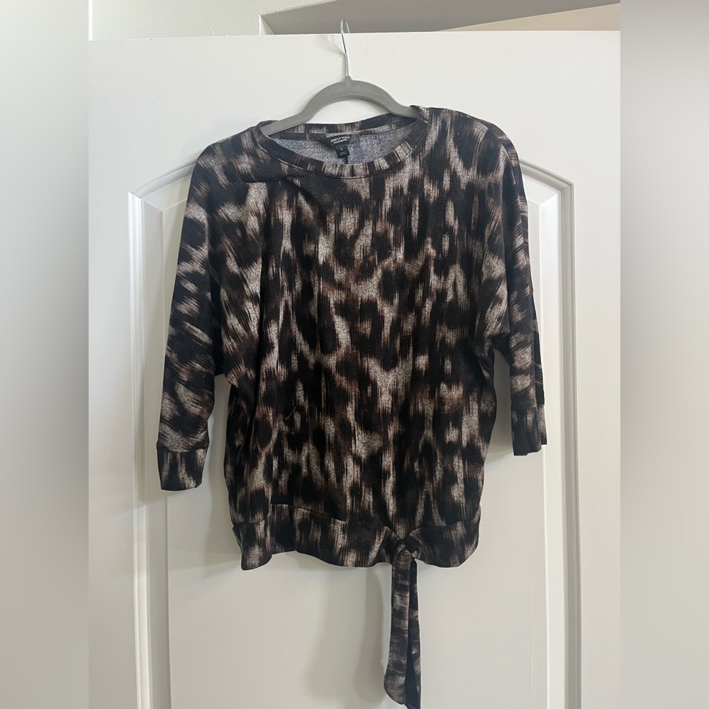 Simply Vera Vera Wang Black and Brown 3/4 Sleeve Tie Front Blouse